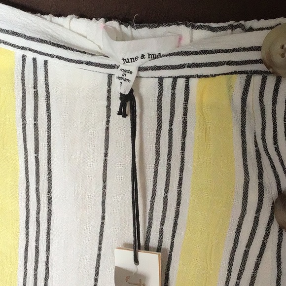 High Low Skirt NWT - Picture 4 of 9